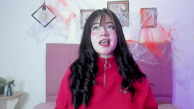 GENNESIS LOVE online show from October 2025 03:25:01 AM