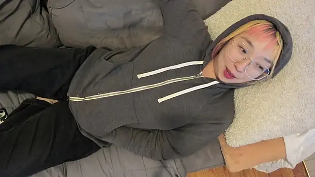 luxgray online show from December 2024 12:17:01 AM