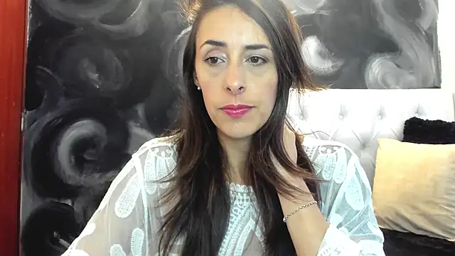 Snapshot of ScarletKings chatting on December 2025 09:43:01 PM ScarletKings online show from December 2025 09:43:01 PM