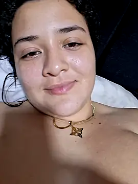 Snapshot of Liancy chatting on October 2025 10:53:02 PM Liancy online show from October 2025 10:53:02 PM