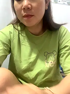 Baby-bigtits online show from December 2025 10:40:02 PM