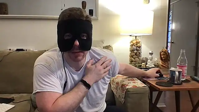 Snapshot of Rock_Pierce chatting on November 2025 07:48:02 PM Rock Pierce online show from November 2025 07:48:02 PM