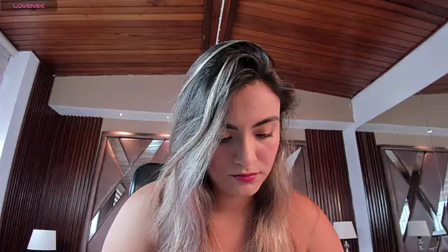 Snapshot of IsabellaaJoness chatting on May 2026 12:03:02 PM IsabellaaJoness online show from May 2026 12:03:02 PM