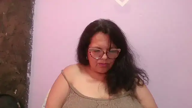 kassandra02 online show from April 2026 03:12:01 PM