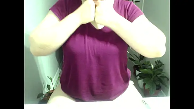 Snapshot of AsweetyAli chatting on February 2025 09:13:02 PM AsweetyAli online show from February 2025 09:13:02 PM