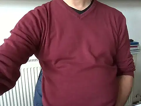 Snapshot of fikoivos chatting on May 2026 02:22:01 PM fikoivos online show from May 2026 02:22:01 PM