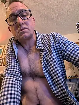 Snapshot of bibananaman chatting on April 2026 10:10:01 PM bibananaman online show from April 2026 10:10:01 PM