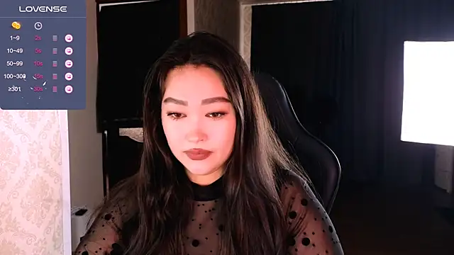 Snapshot of Erica_Wayne chatting on November 2025 06:57:02 AM Erica Wayne online show from November 2025 06:57:02 AM