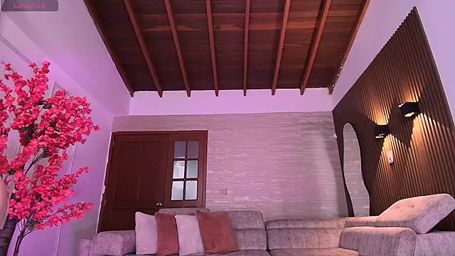 Anna parkker  online show from March 2026 07:53:01 PM