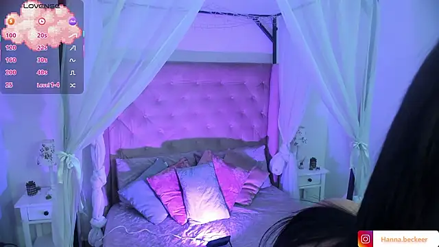 Hanna  Becker  online show from February 2026 08:47:01 PM