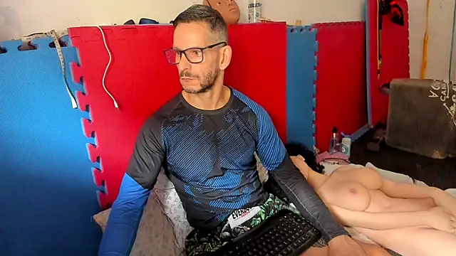 Snapshot of Samurayjiu chatting on November 2025 12:18:02 PM Samurayjiu online show from November 2025 12:18:02 PM