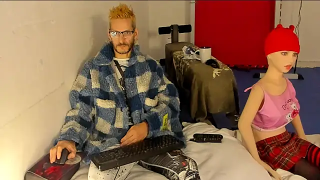 Snapshot of Samurayjiu chatting on November 2025 12:38:01 PM Samurayjiu online show from November 2025 12:38:01 PM