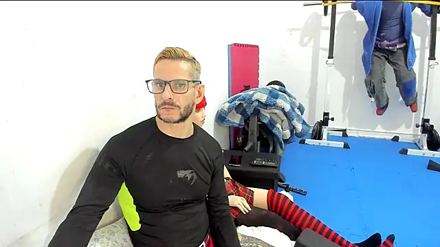 Snapshot of Samurayjiu chatting on December 2025 07:53:02 PM Samurayjiu online show from December 2025 07:53:02 PM