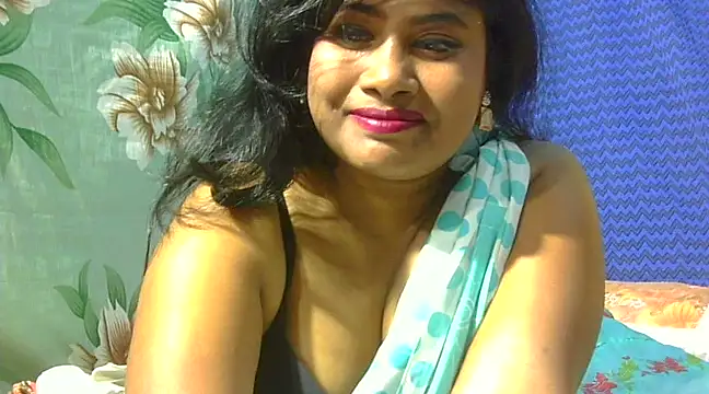 Snapshot of sexy_roma chatting on February 2025 06:21:01 AM sexy roma online show from February 2025 06:21:01 AM