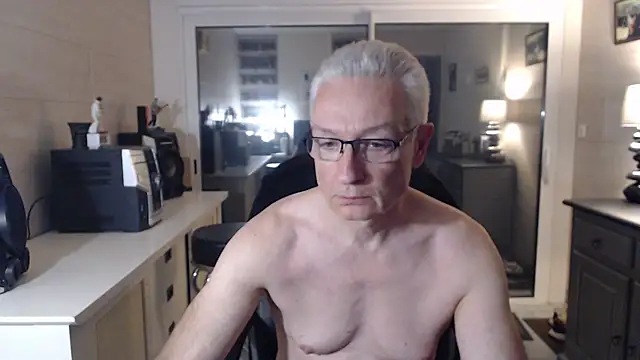 Snapshot of Goduleur69 chatting on December 2024 09:22:01 PM Goduleur69 online show from December 2024 09:22:01 PM