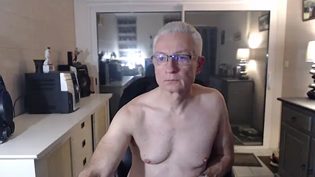 Snapshot of Goduleur69 chatting on December 2024 12:23:01 AM Goduleur69 online show from December 2024 12:23:01 AM