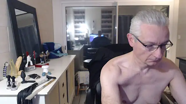 Snapshot of Goduleur69 chatting on January 2025 11:00:01 PM Goduleur69 online show from January 2025 11:00:01 PM