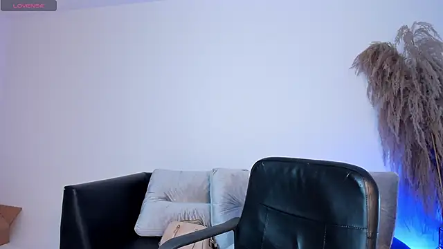 Alessia Taylorr online show from December 2025 11:48:01 AM