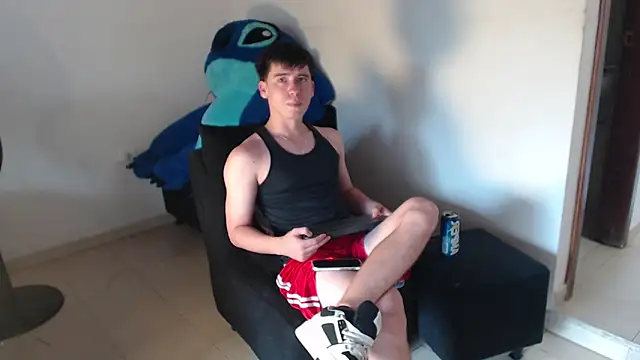 Snapshot of harry_greg21 chatting on February 2026 04:14:01 PM harry greg21 online show from February 2026 04:14:01 PM