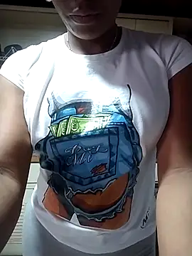 Snapshot of Camille_rose_ chatting on November 2025 02:17:02 PM Camille rose online show from November 2025 02:17:02 PM