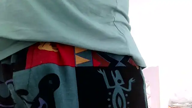 Snapshot of your_man85 chatting on February 2025 02:43:02 PM your man85 online show from February 2025 02:43:02 PM