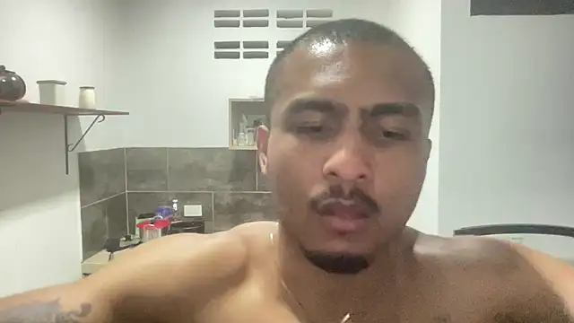 Mateo Reales online show from January 2025 10:12:02 AM