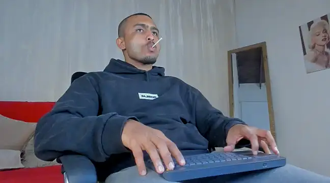 Mateo Reales online show from February 2025 04:31:02 AM