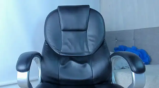 Mateo Reales online show from March 2025 07:37:02 AM