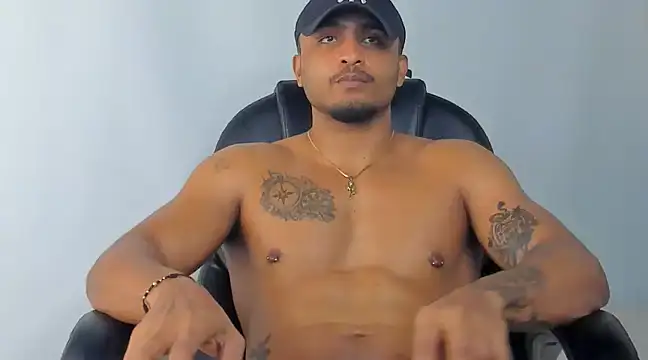 Mateo Reales online show from March 2025 07:20:02 AM