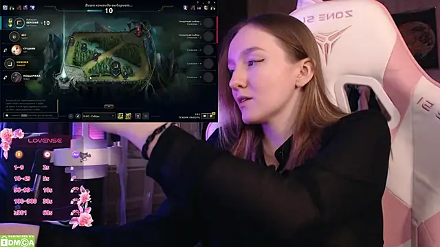 MoonlishSiren online show from February 2025 09:53:02 PM