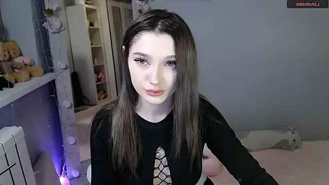 Snapshot of White_kitty01 chatting on December 2024 02:46:02 PM White kitty01 online show from December 2024 02:46:02 PM