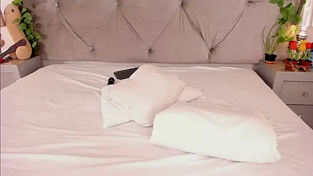 linasantoss online show from January 2025 03:13:02 PM