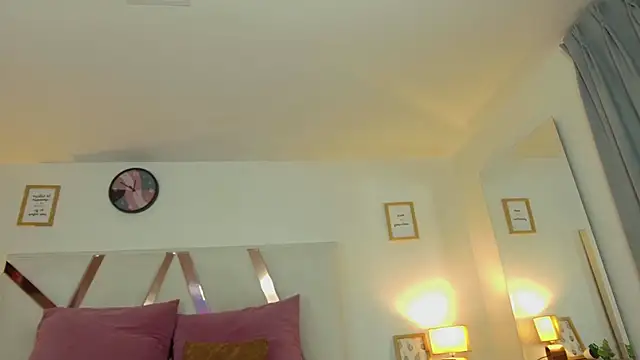 KendalMilleer online show from February 2025 01:13:02 AM