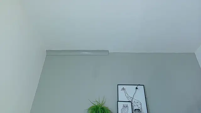 KendalMilleer online show from September 2025 10:07:01 AM