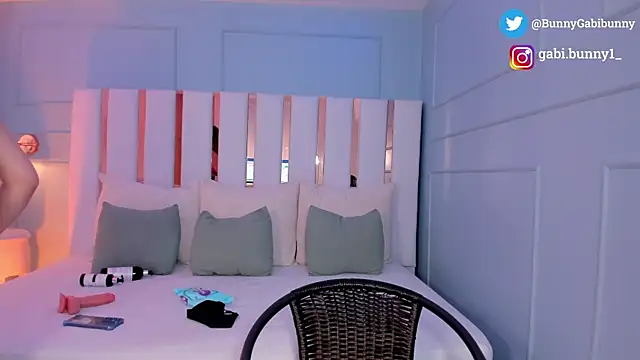 Snapshot of gabi_bunny chatting on October 2025 05:24:02 PM gabi bunny online show from October 2025 05:24:02 PM