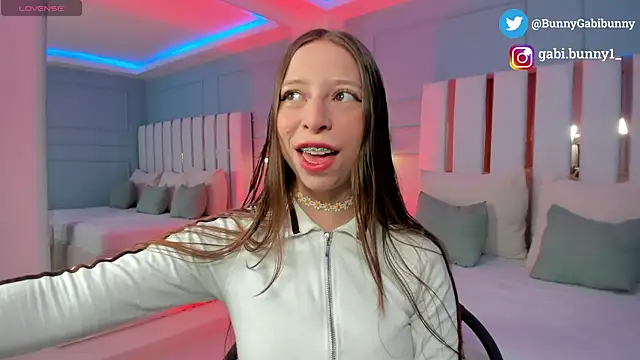 Snapshot of gabi_bunny chatting on February 2026 03:29:01 PM gabi bunny online show from February 2026 03:29:01 PM