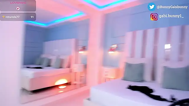 Snapshot of gabi_bunny chatting on February 2026 05:10:01 PM gabi bunny online show from February 2026 05:10:01 PM