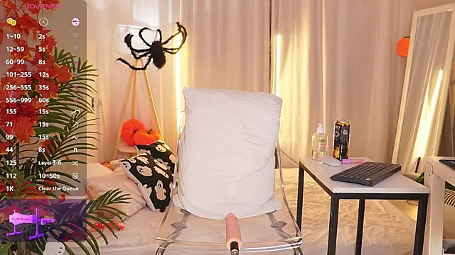 Sexydoll112 online show from November 2025 12:45:02 AM