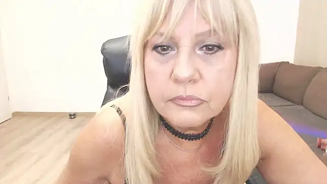 amberdoll4u online show from July 2026 05:02:02 AM