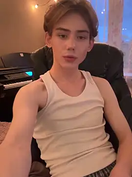 Ohnosashaa online show from October 2025 03:01:02 PM