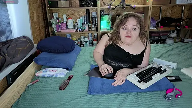 MiniNatalie online show from January 2026 04:59:01 AM