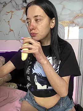 Isabella 21x online show from November 2025 12:37:02 PM