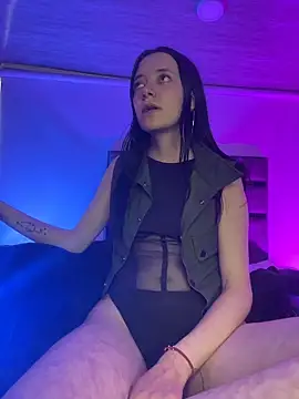 Isabella 21x online show from April 2026 09:39:33 PM