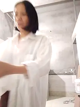 Aninyin22 online show from January 2025 10:26:01 PM