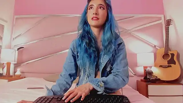 Snapshot of Lunapage chatting on March 2025 04:11:02 PM Lunapage online show from March 2025 04:11:02 PM