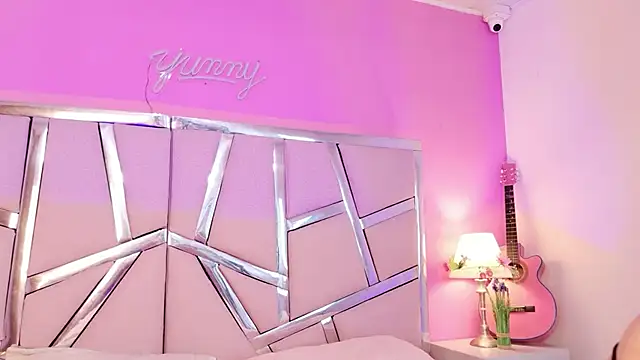 Snapshot of Lunapage chatting on September 2025 09:07:02 PM Lunapage online show from September 2025 09:07:02 PM