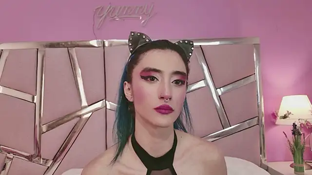 Snapshot of Lunapage chatting on October 2025 08:17:02 PM Lunapage online show from October 2025 08:17:02 PM