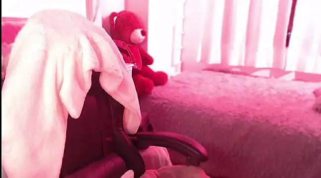 Snapshot of Beamber_ chatting on March 2025 04:17:02 AM Beamber online show from March 2025 04:17:02 AM