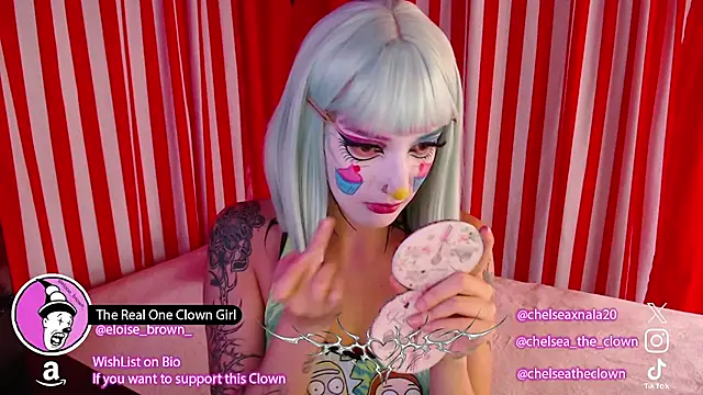 Snapshot of Eloise-brown chatting on July 2026 06:36:01 PM Eloise-brown online show from July 2026 06:36:01 PM