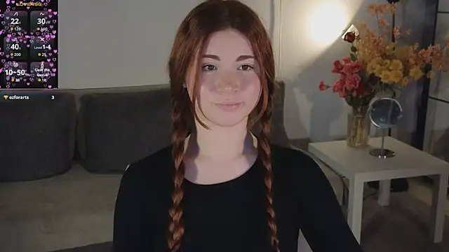 Snapshot of Freckle_Diyana chatting on December 2025 09:46:02 PM Freckle Diyana online show from December 2025 09:46:02 PM